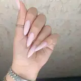 خدمات ناخن/کاشت ناخن/ترمیم/ پدیکور/کفسابی/ کرمانشاه/بیتا خالوندی