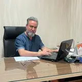 کلینیک کمر درد دکتر چناری