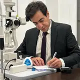 دکتر رامین فخاری جراح و متخصص چشم ولنجک14برج وفا واحد503