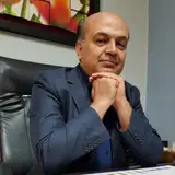 "دکتــر حمـــیدرضا ایــزدپناه"
