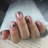 آموزش و  کاشت ناخن ژل | پدیکور و کفسابی پا