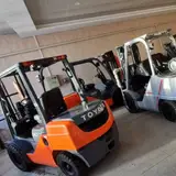 Toos Forklifts