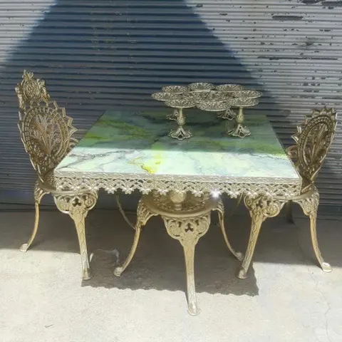 نقاشی،چوب، فلز، ساختمان،