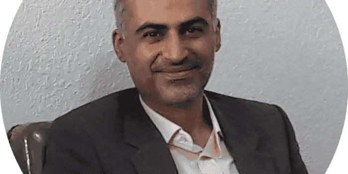 مشاور املاک حقیقت