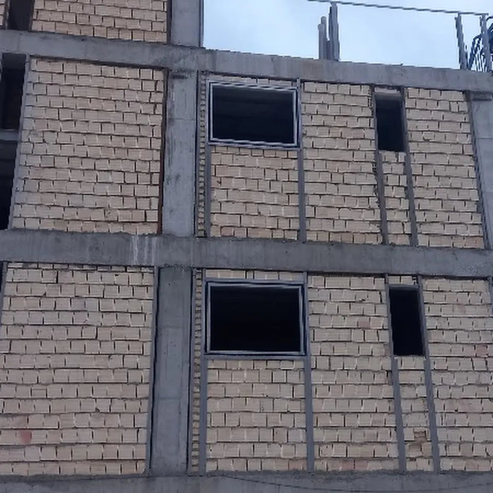 ساختمان استخری