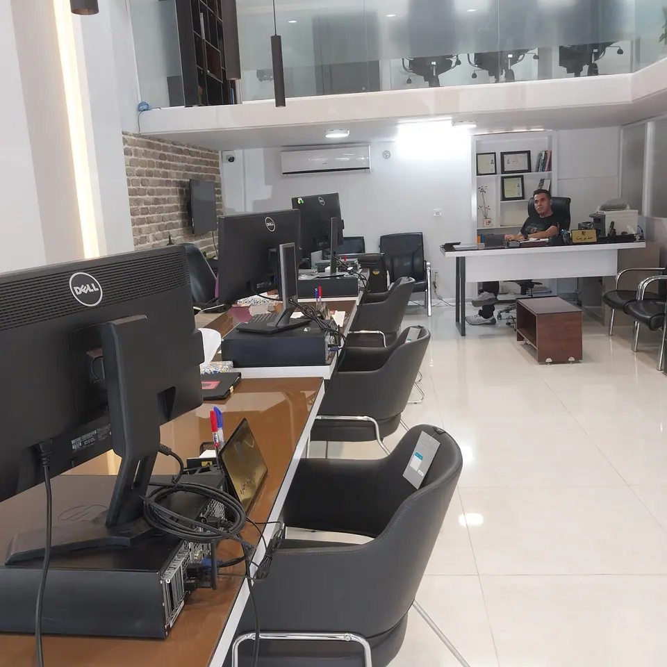 مشاورین املاک مهندسین