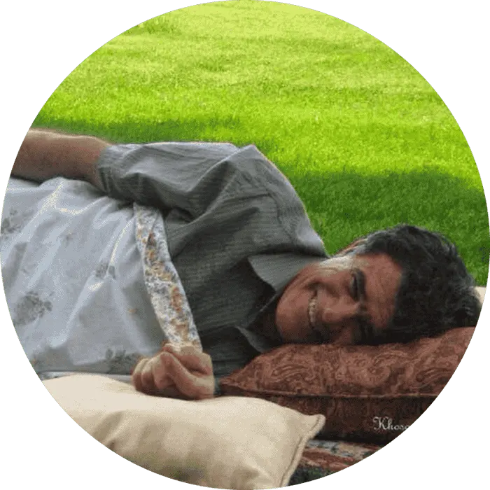 مشاور املاک آزاده