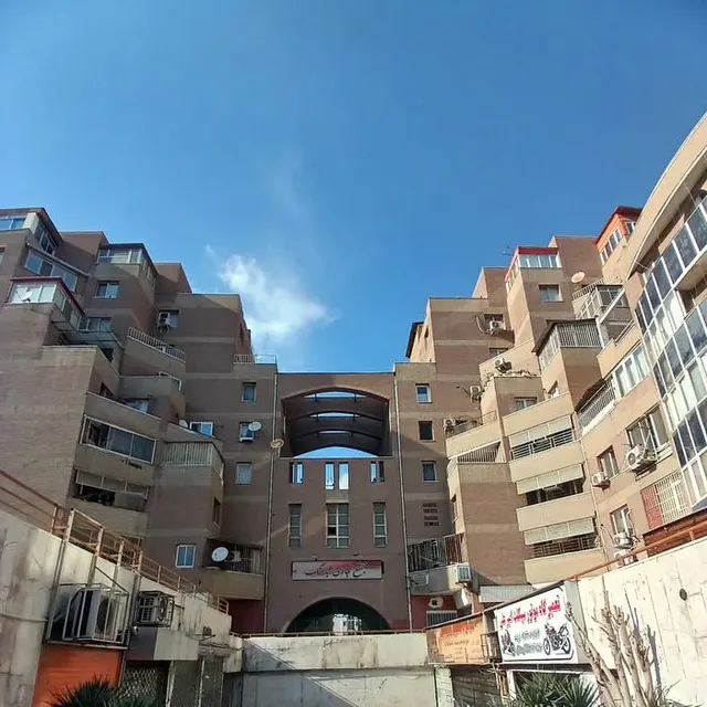 ساختمان شباهنگ
