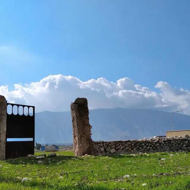 مشاور املاک نظری