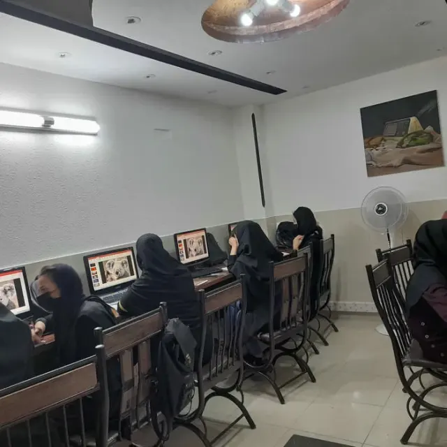 آموزشگاه فرافن
