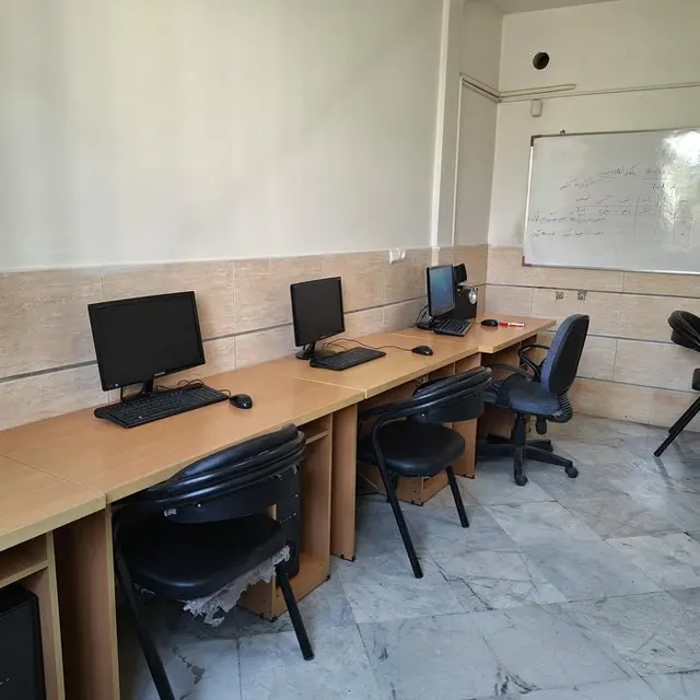 Computer courses thinker