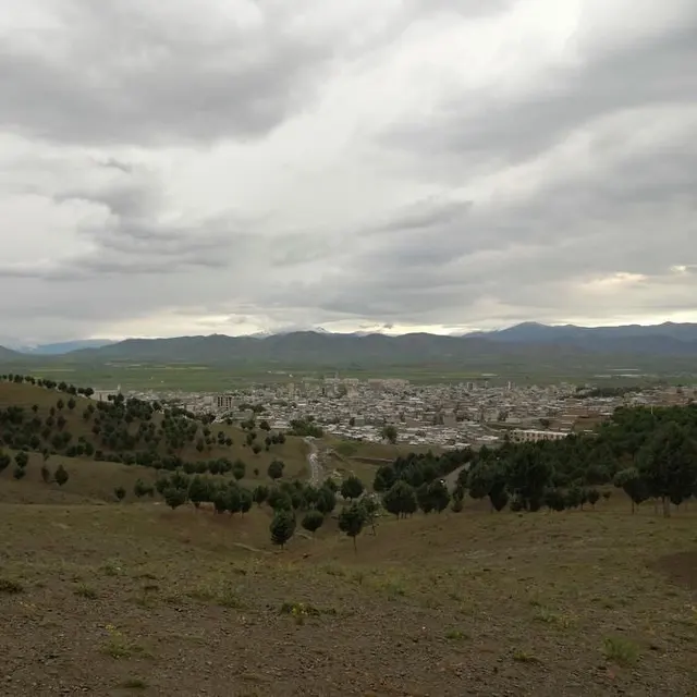 کنگاور ساختمان بالا شهر