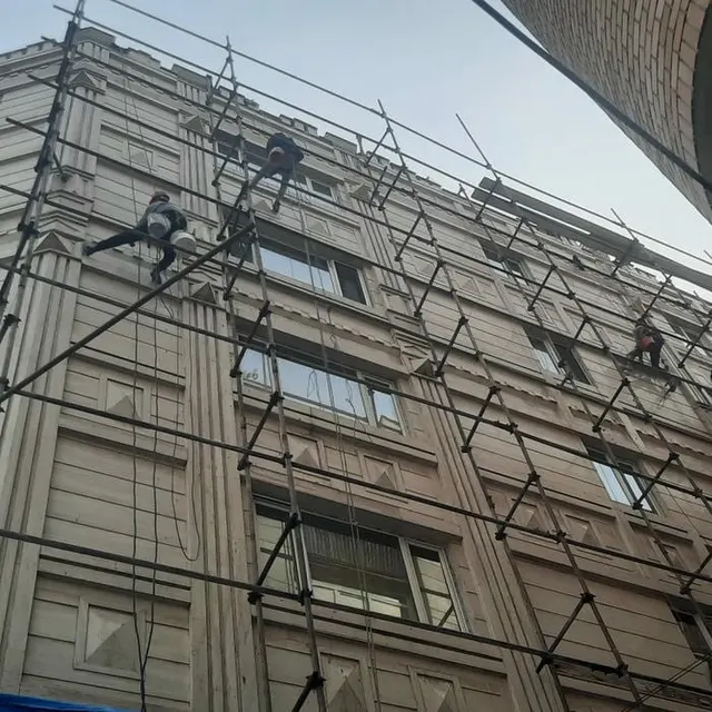 مشاور املاک عباسی