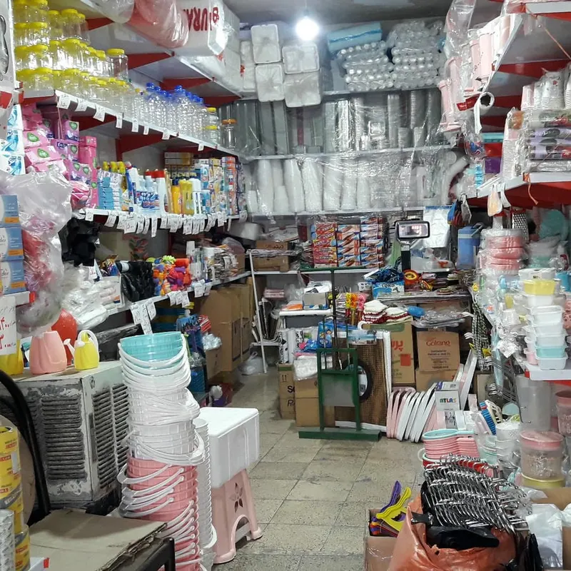 پلاستیک فروشی