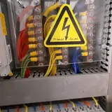 خدمات برق باقرزاده
