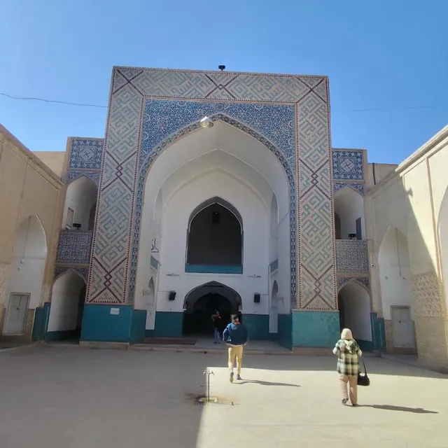 مجتمع مسکونی حاج ابوالقاسم رشتی
