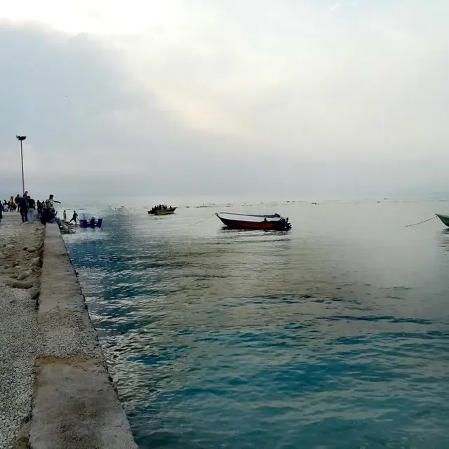 Bandar-e Deylam