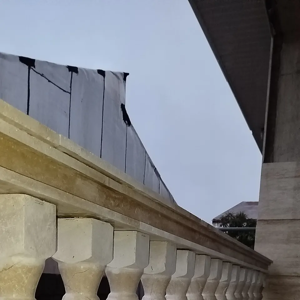 ساختمان منصوری حسین