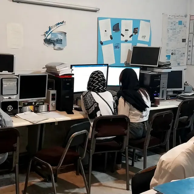 آموزشگاه کامپیوتر اندیشه