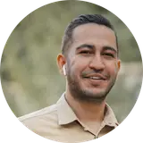 مشاورین املاک آشیانه