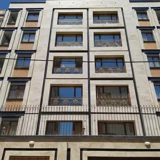 املاک آقایی خانی آبادنو