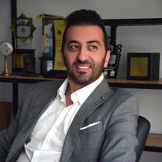 یاسر زین العابدین