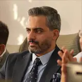 کارآفرین/علی قلعه