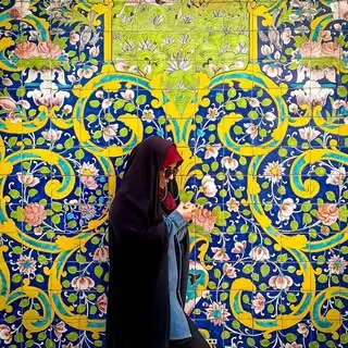 Mahla Jenabi(مهلا جنابی)
