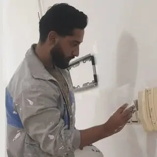 علیرضا قاسم نژاد | خدمات بازسازی/ رنگ / پتینه ساختمان | ایوان