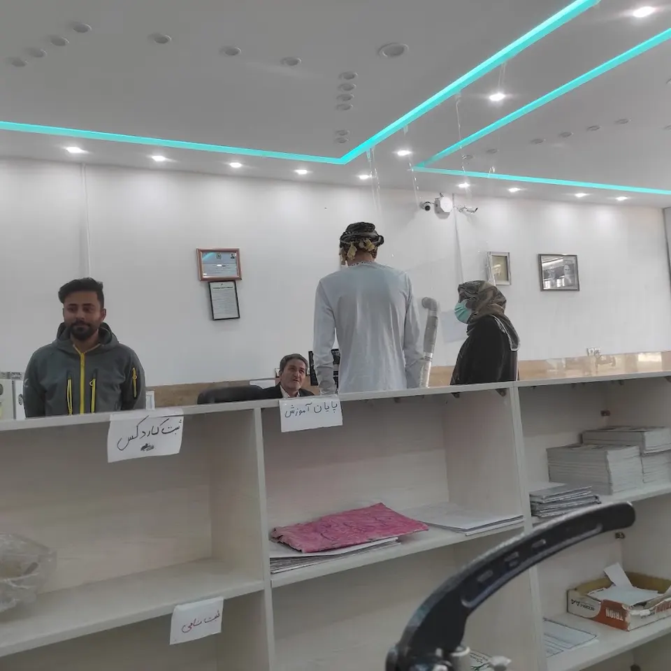 اموزشگاه رانندگی رهام