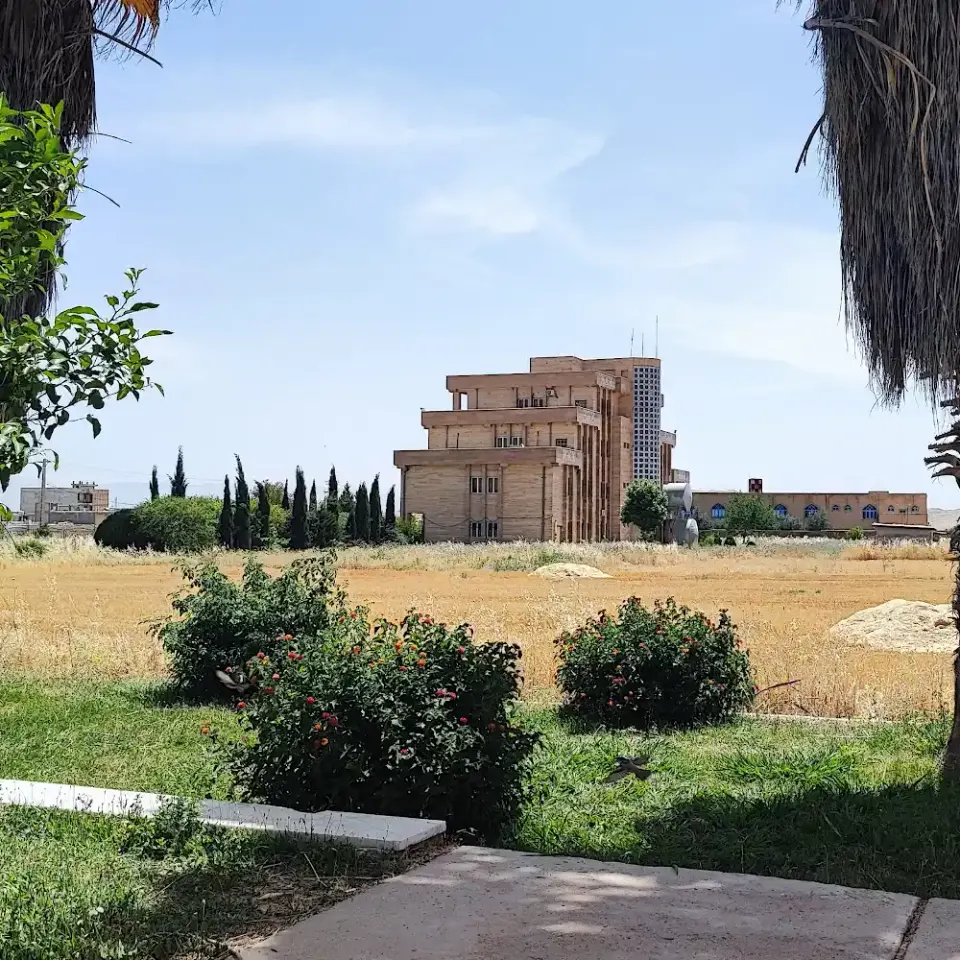 دانشگاه ازاد دهدشت