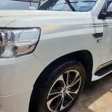 KaboodWall Car Wash