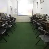 آموزشگاه فنی و حرفه ای
