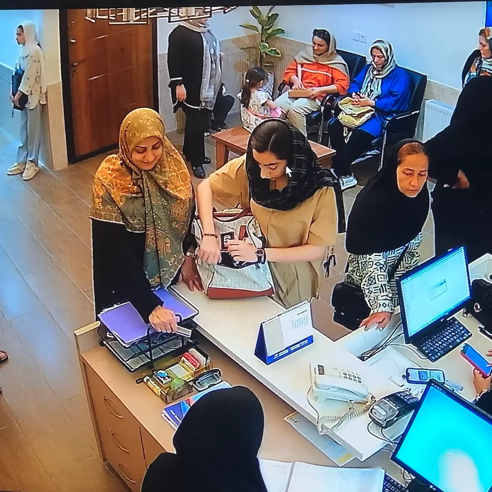 آکادمی زبان صبا