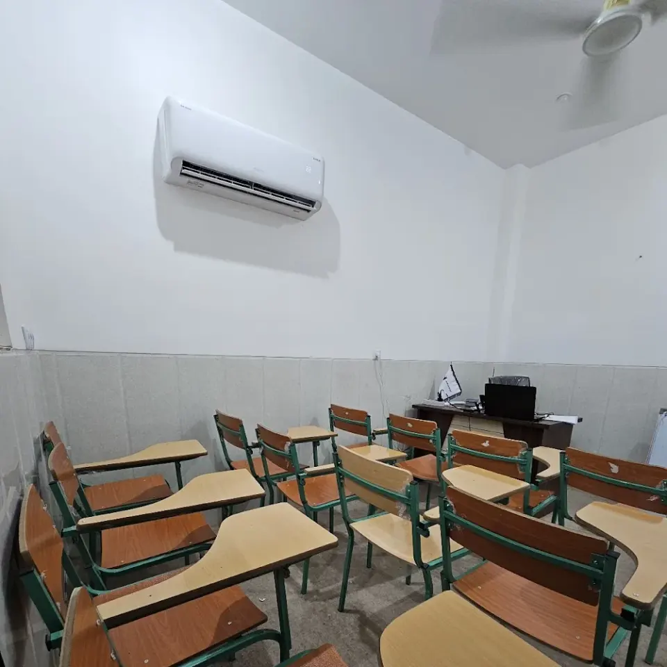 آموزشگاه نوبل میبد