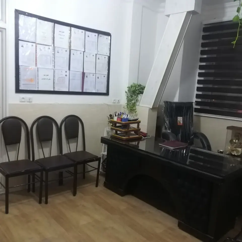 آموزشگاه کامپیوتر و حسابداری دانش روز