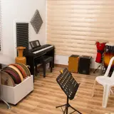 آموزشگاه موسیقی تیکا