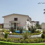Ayandegan Institute of Higher Education