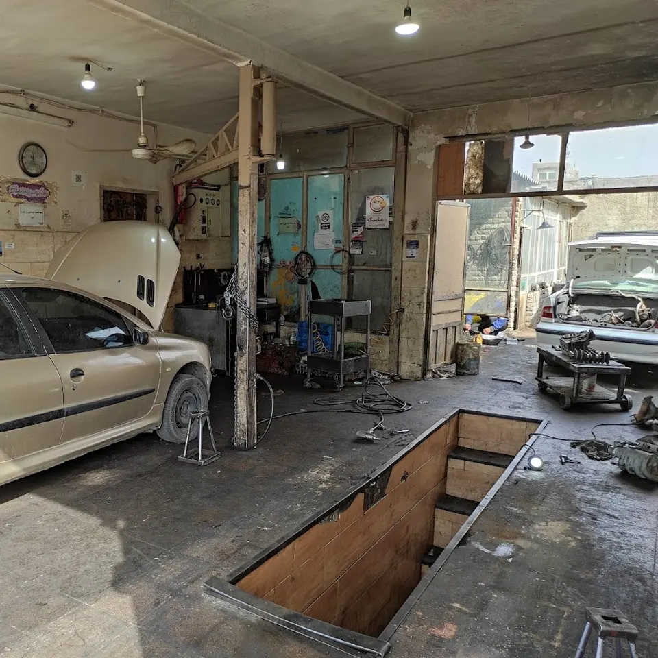 تعمیرگاه خودرو مجید
