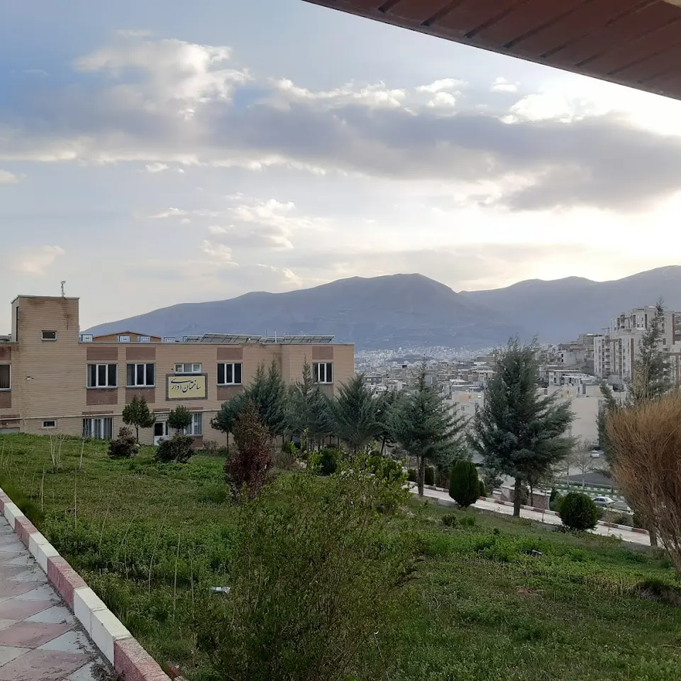 Yazdanpanah University Of Kurdistan