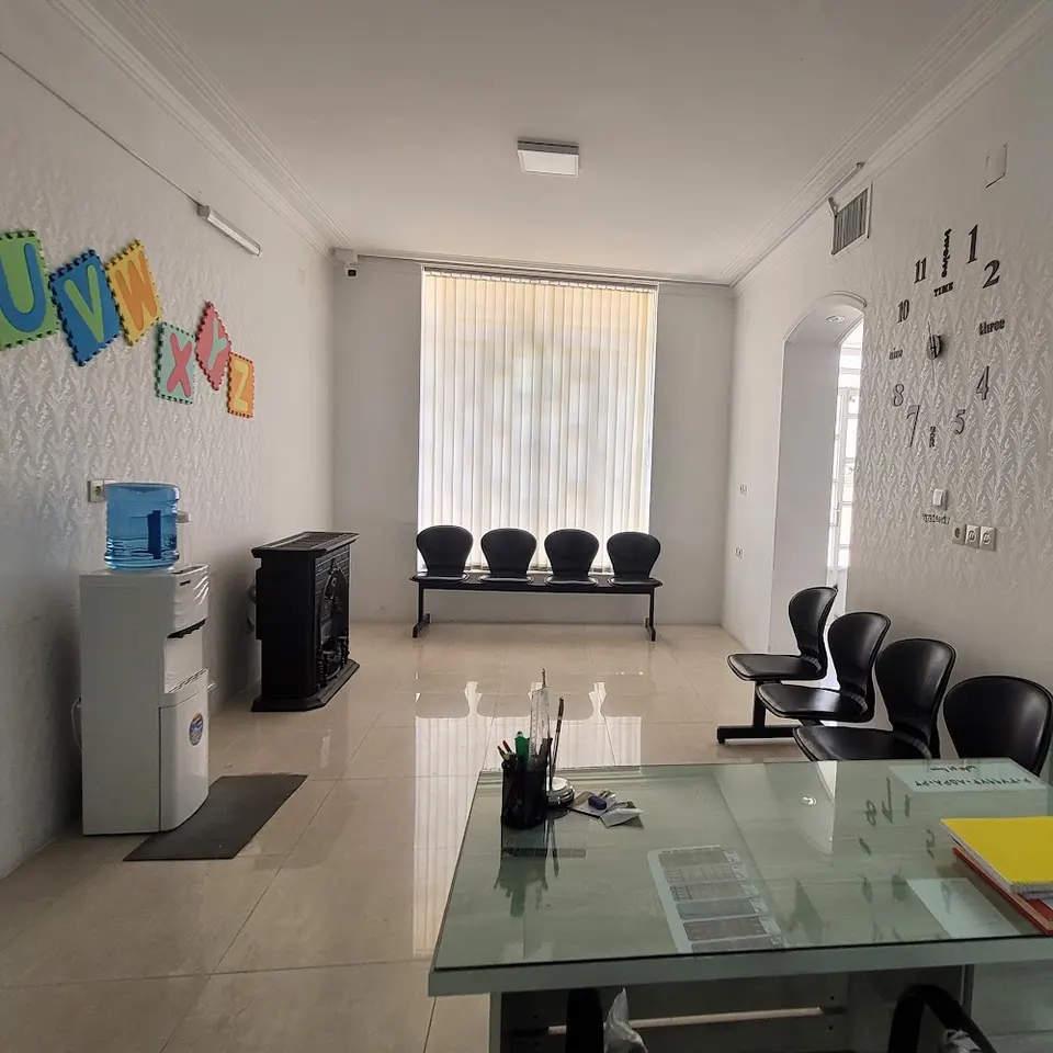 Avije Language Academy