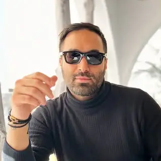 Ardeshir Farzi