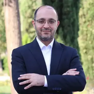 Amir Zowqi