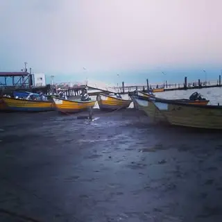 Under the Bandar Torkaman Sky، زیرآسمان بندرترکمن