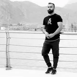 لوله کشی آب در خرم آباد