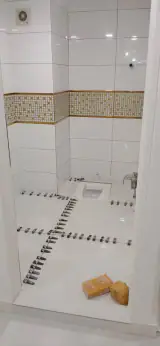 خدمات نصب کاشی و سرامیک علی آبادی