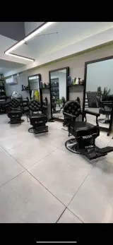 پیرایشگاه جواد صلحدار