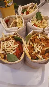 ساندویچی روح الله
