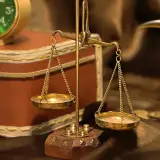 وکیل پایه یک دادگستری سهیلا علیاری