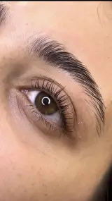 اکستنشن مژه آتنا فلاح